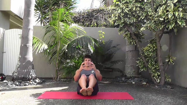 V Sit Up With Twist
