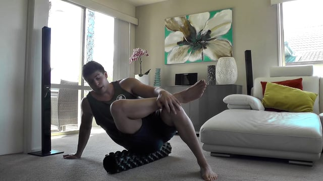 Foam Rolling The Glutes
