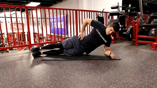 Side Plank With Crunch