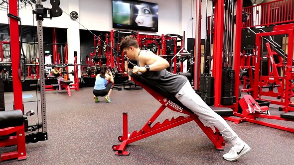 Chest Supported Lat Pulldown